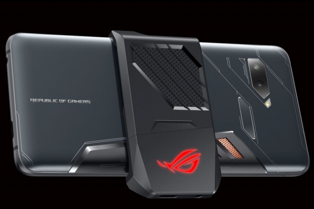 ASUS ROG Phone - mobilerőmű gamereknek