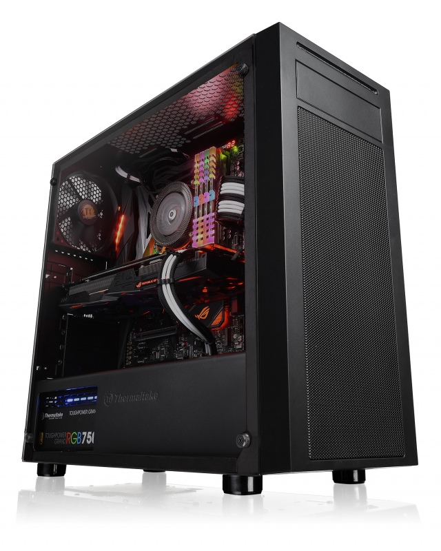 A Thermaltake bemutatta a Versa J sorozatot