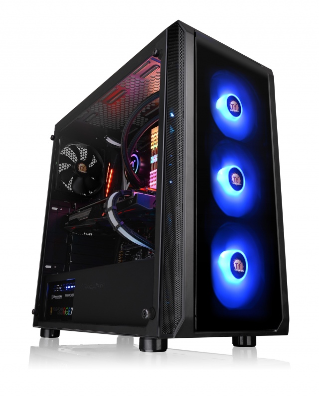 A Thermaltake bemutatta a Versa J sorozatot