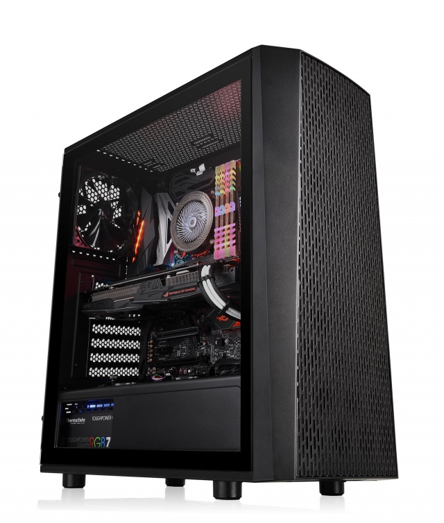 A Thermaltake bemutatta a Versa J sorozatot