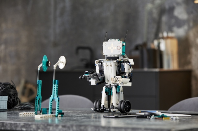 Újabb LEGO MINDSTORMS robotkészlet érkezik ősszel