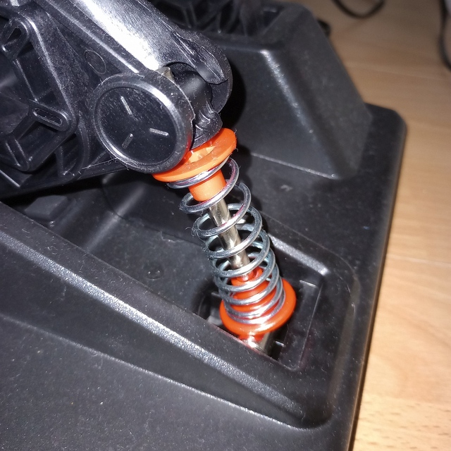 Thrustmaster T248 kormányteszt – Ettől kerek lett a világ!