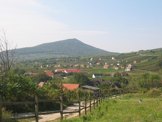 Villányi hétvége a haverokkal! Szállások, látnivalók, borkóstolás – ezekért megéri kimozdulni! (x)
