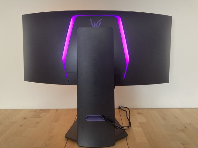 LG UltraGear 34GS95QE monitorteszt – Koreai szélesvászon