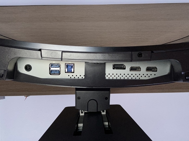 LG UltraGear 34GS95QE monitorteszt – Koreai szélesvászon