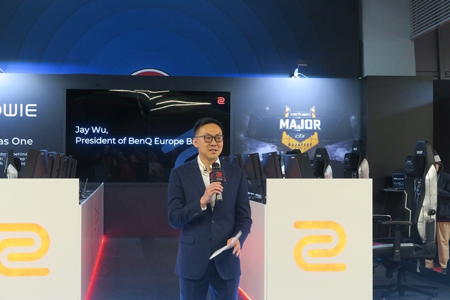 A Zowie 600 Hz-es gamer monitorain versenyeztek a budapesti CS2 Major torna résztvevői