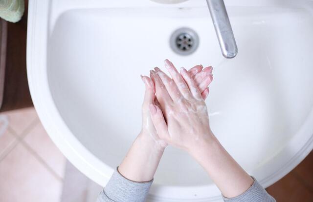 Higiénia a mindennapokban: a kézmosás fontossága és a megfelelő eszközök (x)
