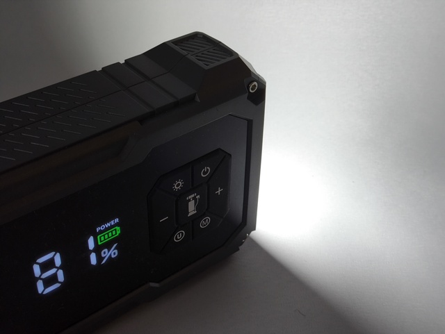 Sandberg Car Jumpstarter TirePump 10000 powerbank teszt